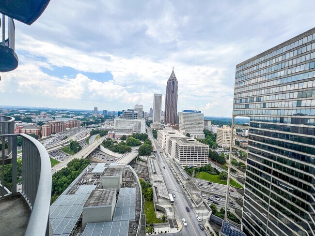 Building Photo - 400 W Peachtree St NW