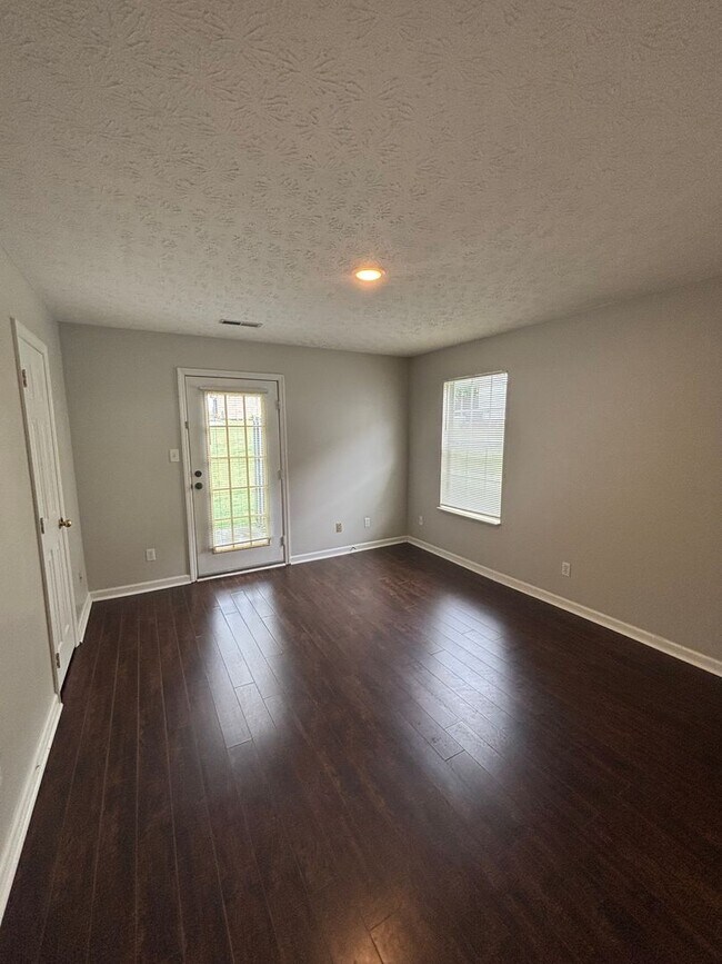 Building Photo - 3529 Crossroads Way