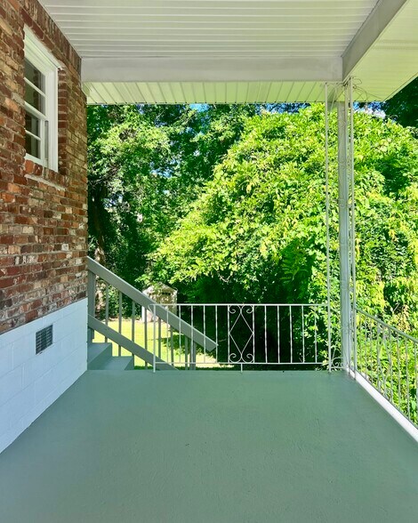 Building Photo - 1490 N Druid Hills Rd NE