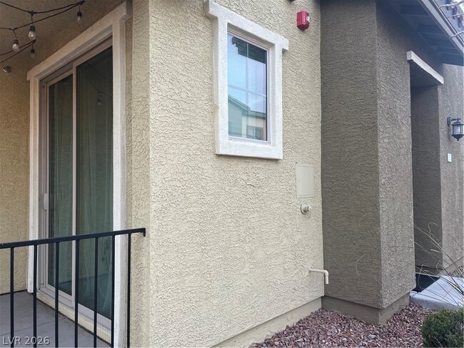 Building Photo - 965 Nevada State Dr