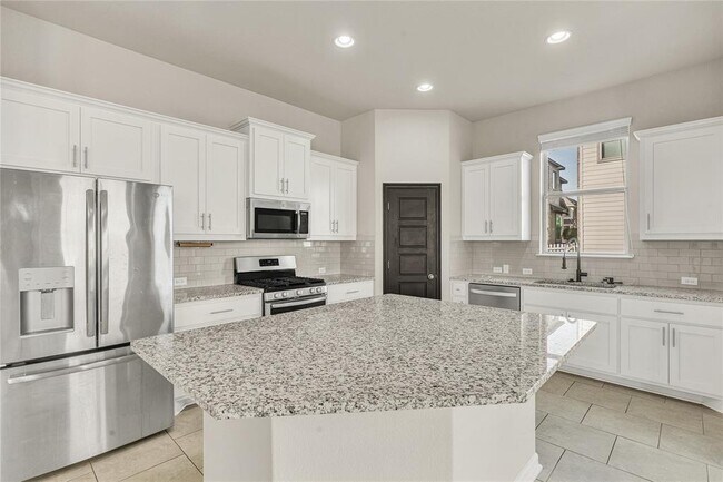 Building Photo - 18103 Pomelo Ln