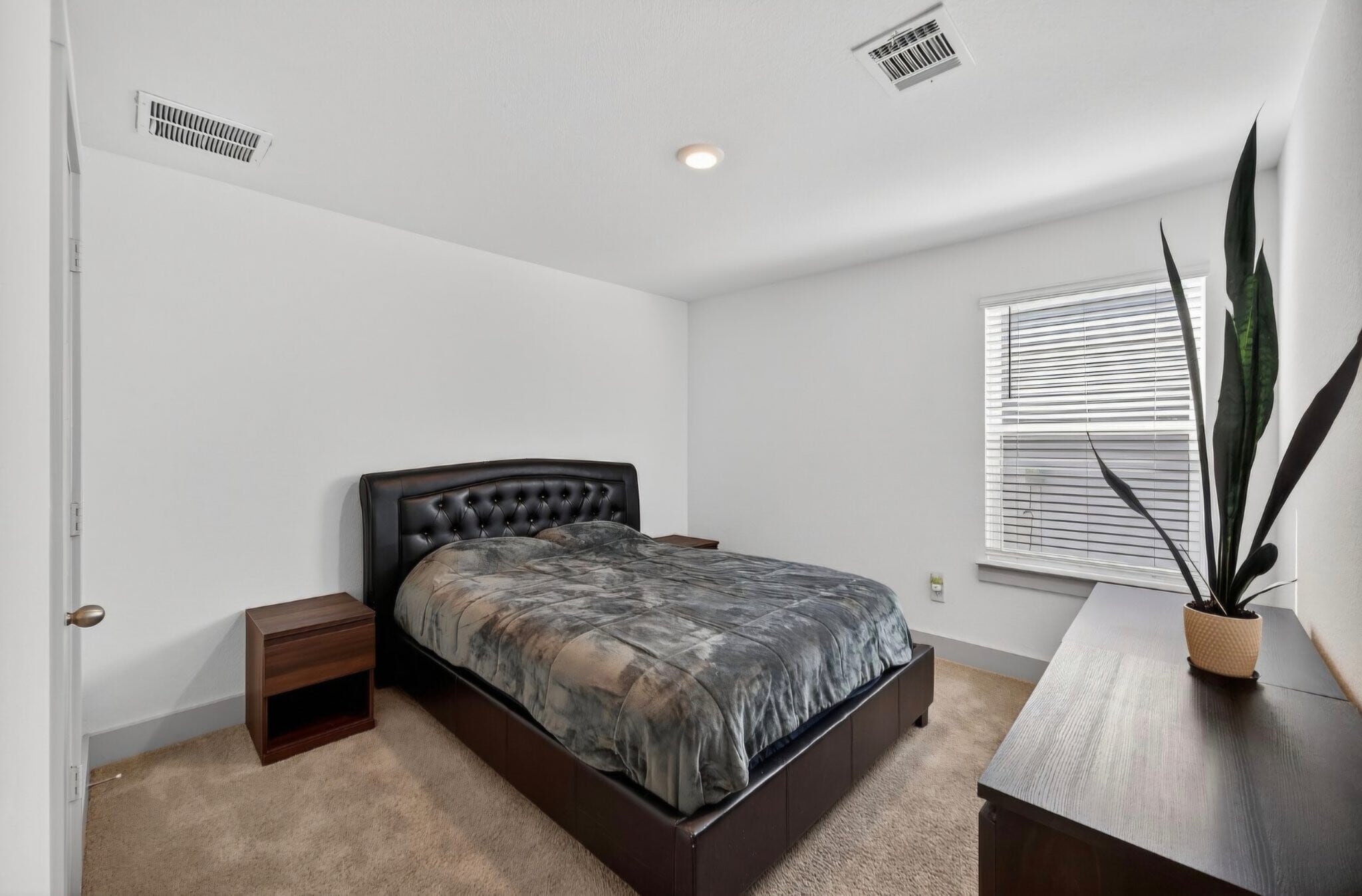 Building Photo - 14214 Lavaca Spgs