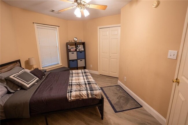 Building Photo - 111 Chadwick Dr