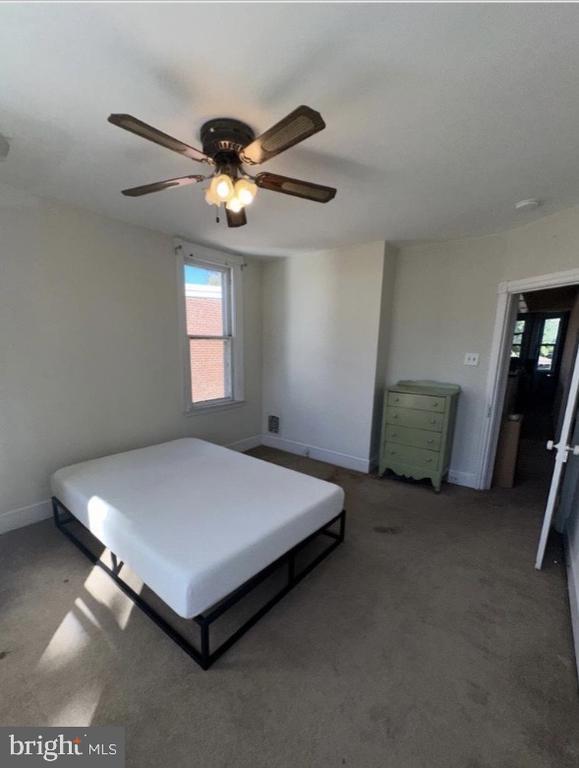 Building Photo - 304 E Front St