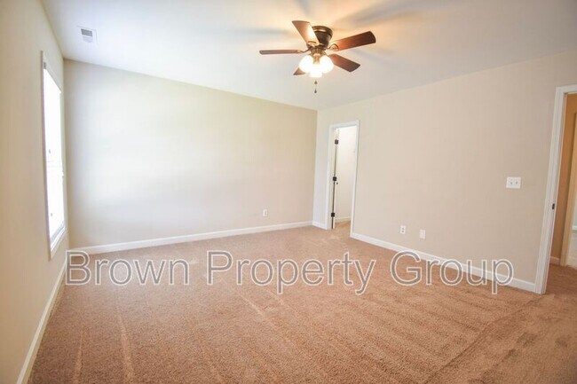 Building Photo - 23 Kirby Smith Cir