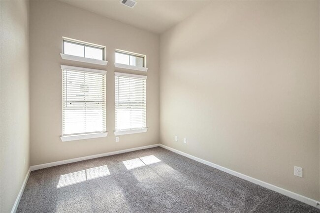 Building Photo - 235 N Spotted Fern Dr