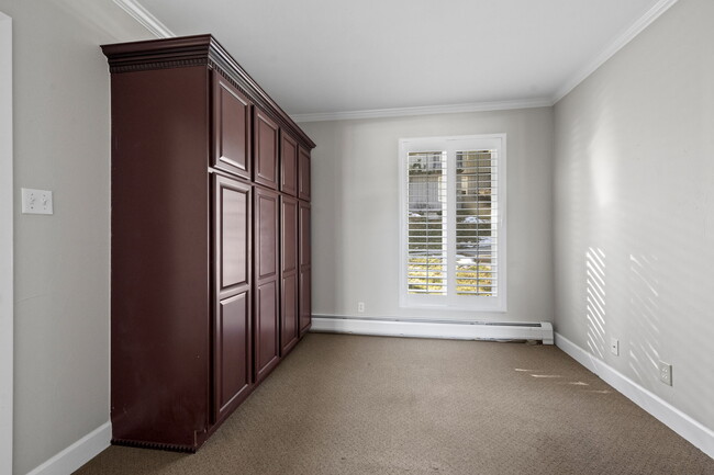 Building Photo - 2308 Hearth Dr