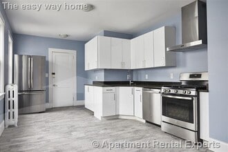 Building Photo - 52 Mansfield St