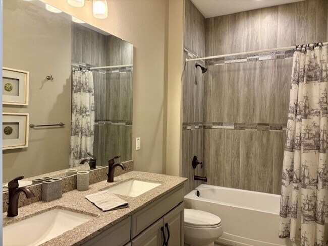 Building Photo - Gorgeous 3-bedroom Model Home in 55+ Commu...