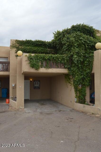 Building Photo - 3529 E Palm Ln