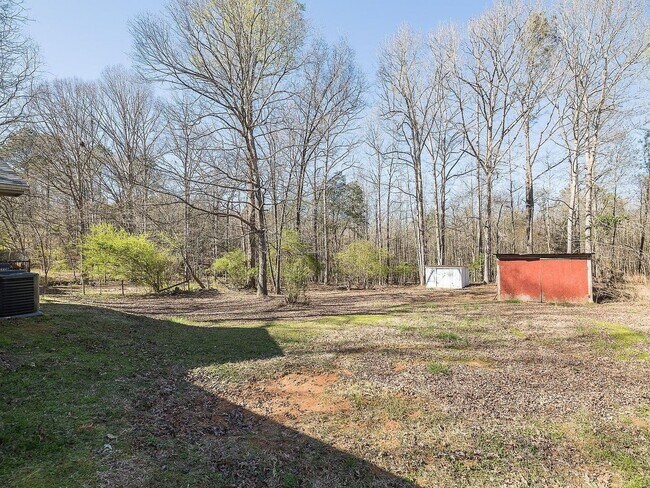 Building Photo - 151 Massey Ln