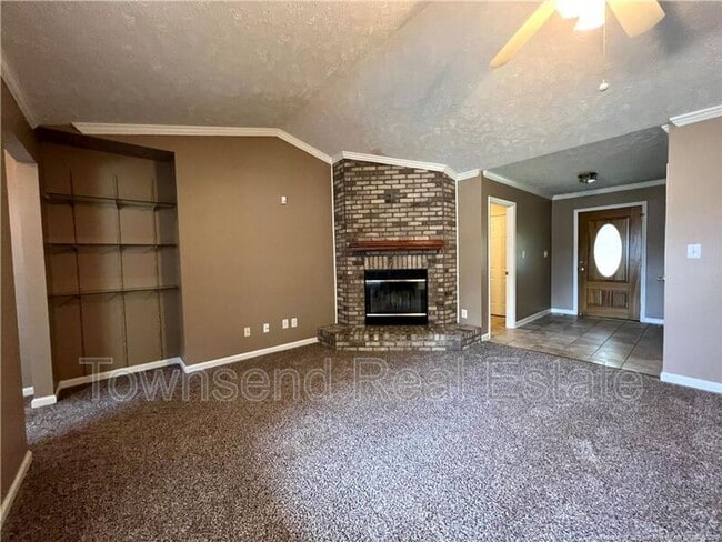 Building Photo - 5838 Bear Creek Cir