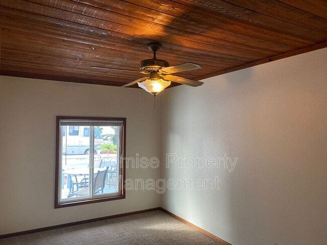 Building Photo - 934 S Myers St