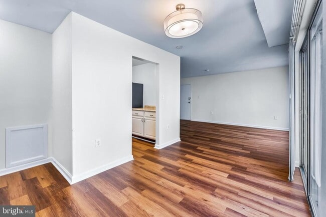 Building Photo - 3832 Bel Pre Rd
