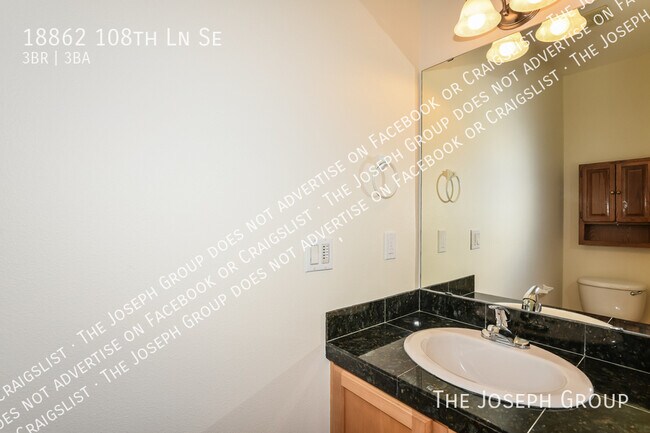 Building Photo - 18862 108th Ln SE