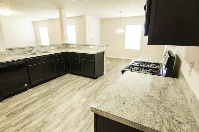 Building Photo - 6011 Fading Night Dr