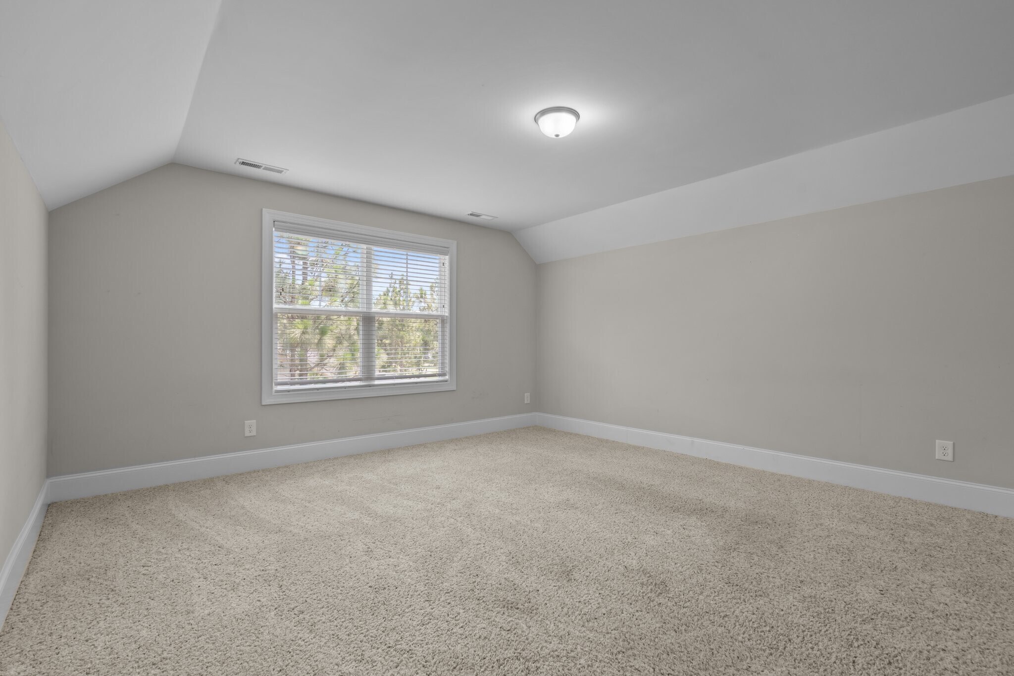 Building Photo - 830 Winston Pines Dr