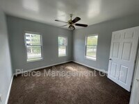 Building Photo - 529 Massabesic St