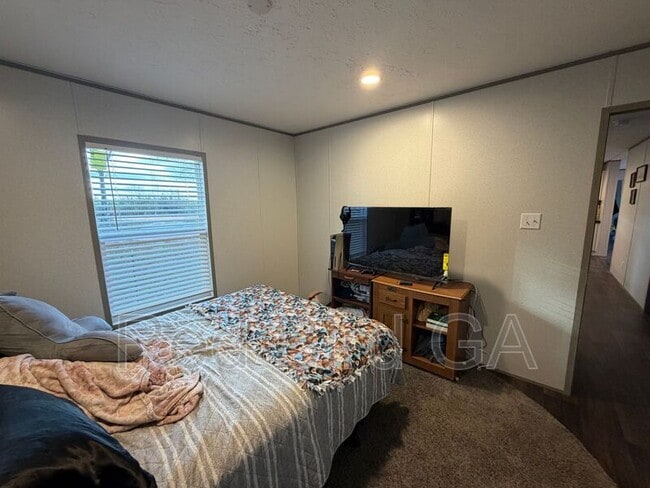 Building Photo - 2944 Jones Chapel Rd