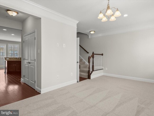 Building Photo - 5803 Lois Ln