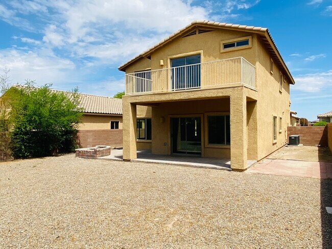 Building Photo - 11879 W Fontenelle Dr