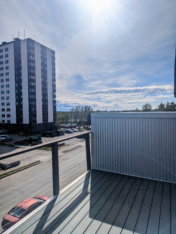 Building Photo - 957 W 12th Ave