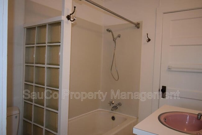 Building Photo - 2114  A. Street - 2