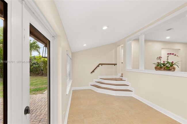 Building Photo - 140 Santander Ave