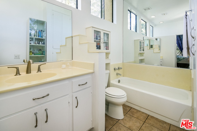 Primary Bath - 3619 Keystone Ave