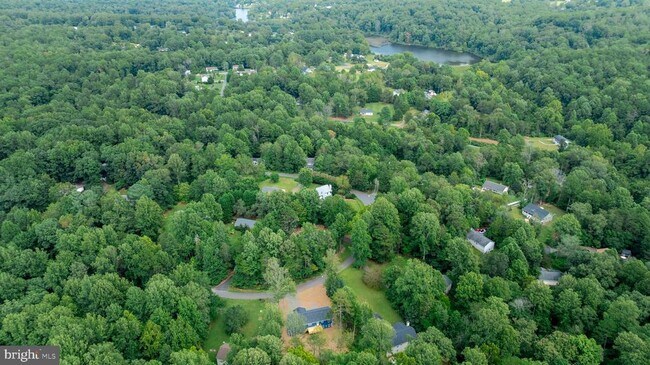 Building Photo - 307 Larkspur Rd