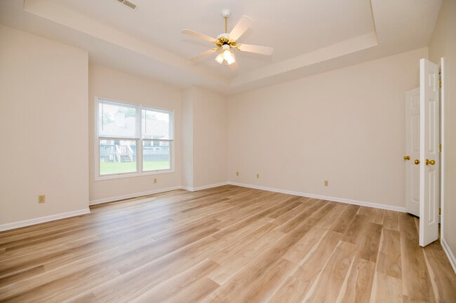 Building Photo - 3617 Augusta Dr