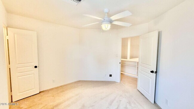 Building Photo - 8101 N 13th Pl