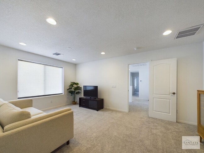 Building Photo - 5222 Gold Hl Ln