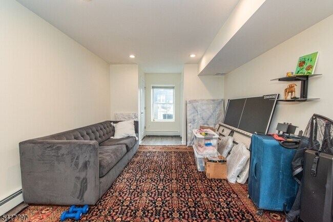 Building Photo - 78 Western Ave