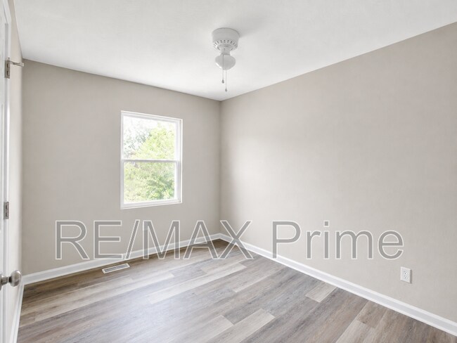 Building Photo - 4021 Sloop Trail