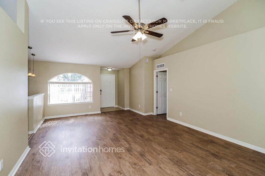 Building Photo - 1798 Crane Creek Blvd