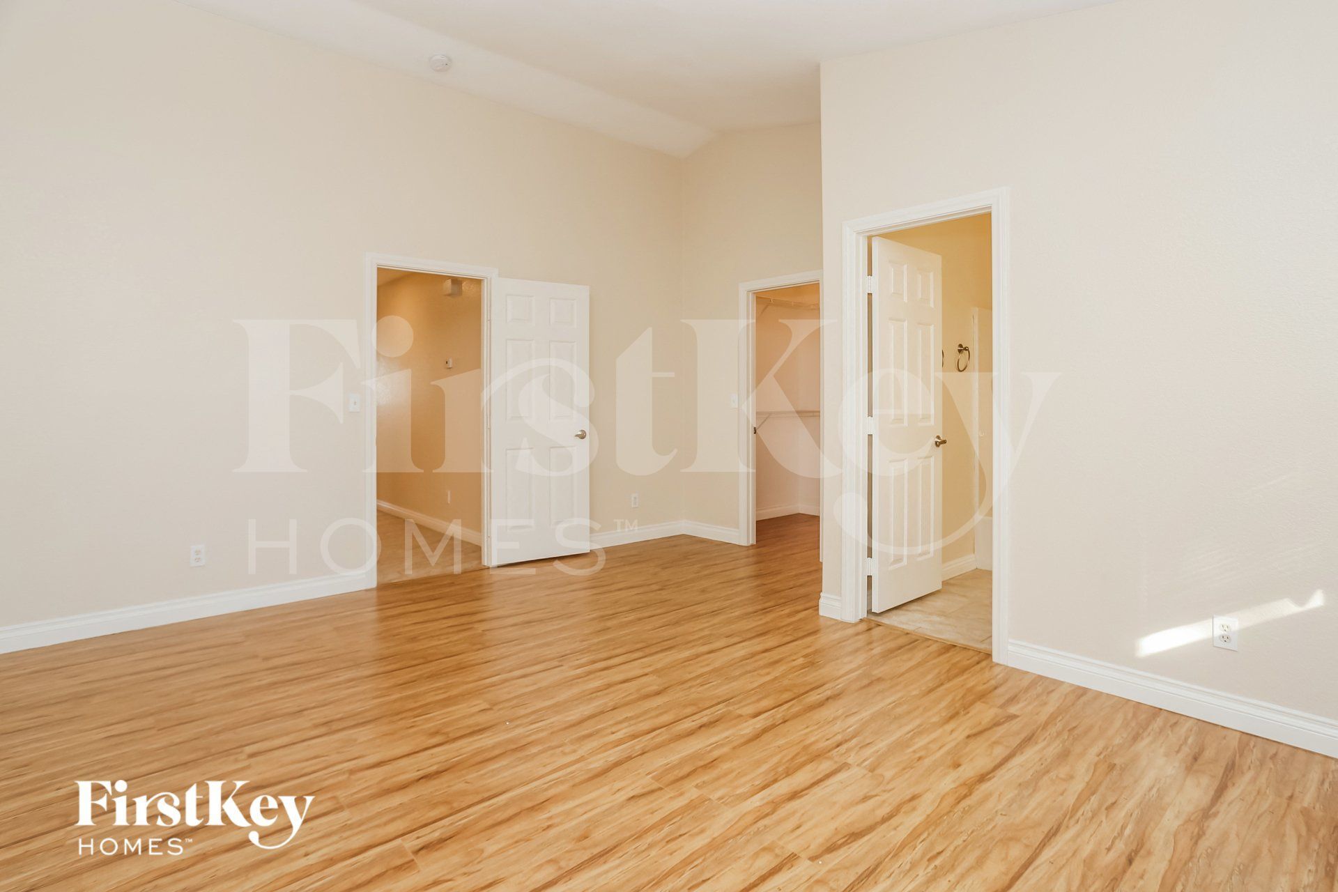 Building Photo - 5412 Redview Ct