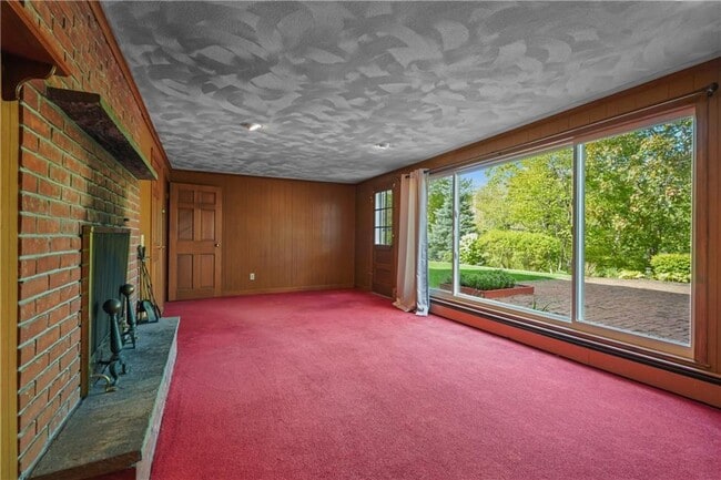 Building Photo - 155 Cedar Ave