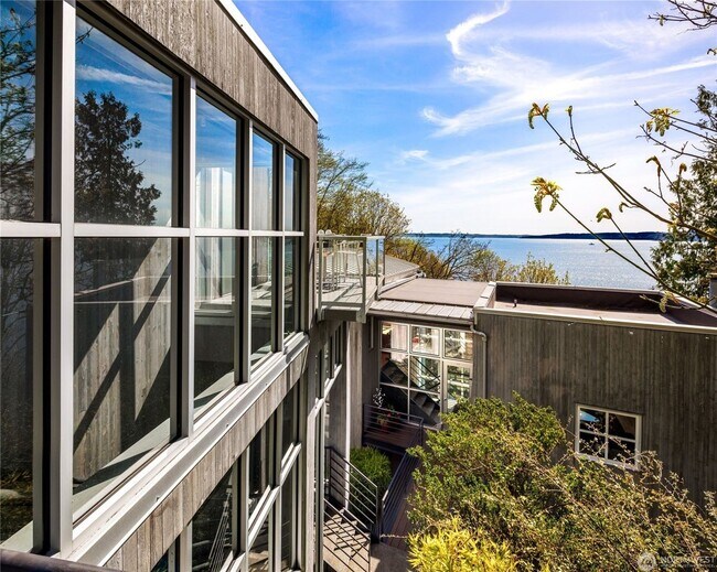 Building Photo - Architectural Seattle Masterpiece with Pan...