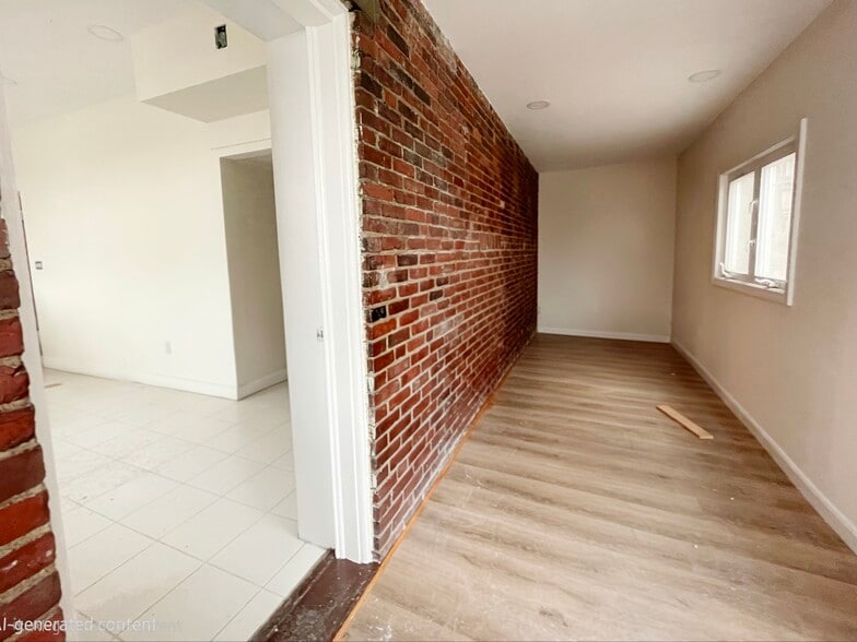 Building Photo - 16 Copenger St