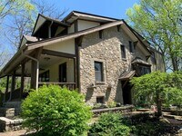 Building Photo - 7049 Riverside Dr