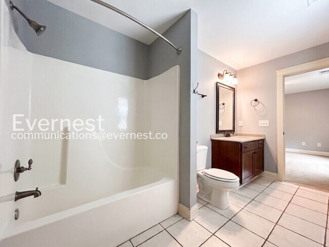 Building Photo - Spacious  Home with Garage and Deck / 3 Bed, 3 Bath / Garage-attached / Available now!