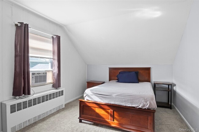 Building Photo - 11 Glenwood Rd