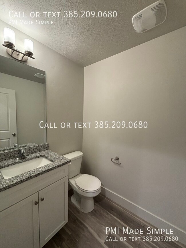 Building Photo - 1035 E 1020 S