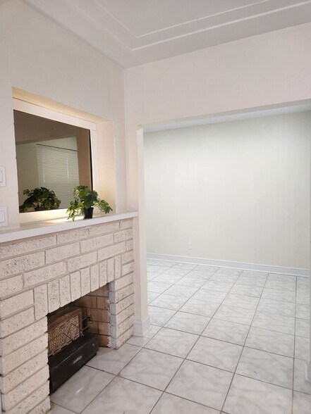 Building Photo - 1922 Taylor St