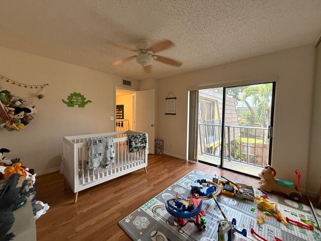 Building Photo - 1021 Springdale Cir