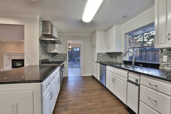 Building Photo - Bright 4BR Los Altos Retreat with Central A/C, Attached Garage & In-Unit Laundry