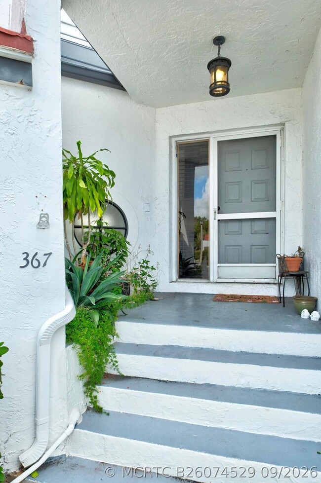 Building Photo - 367 NW 36th Ave