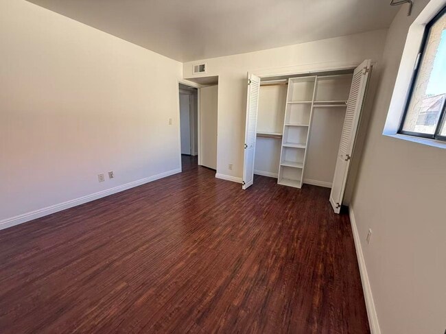 Building Photo - 5122 Rosemead Blvd