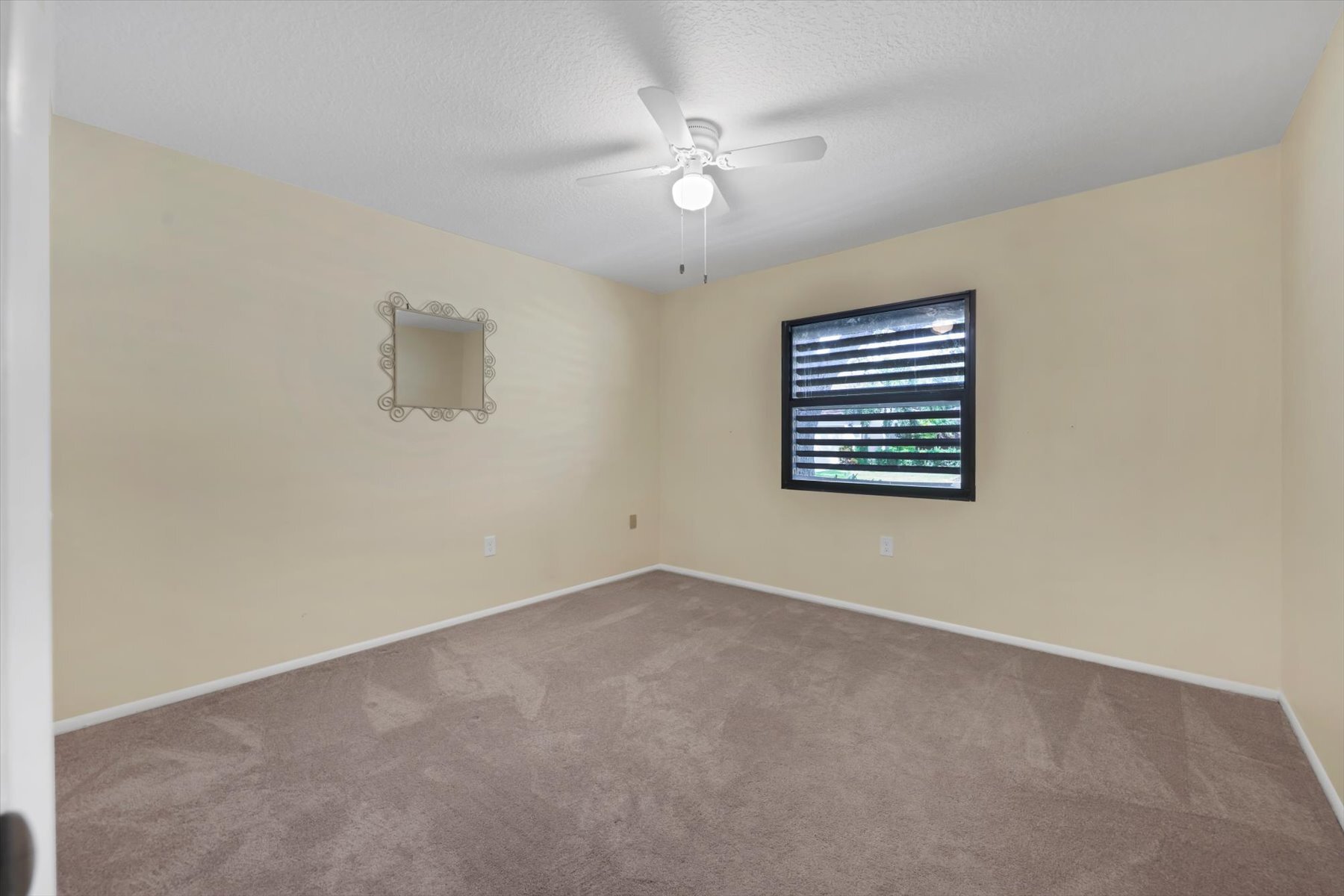 Building Photo - 3638 Glen Oaks Manor Dr